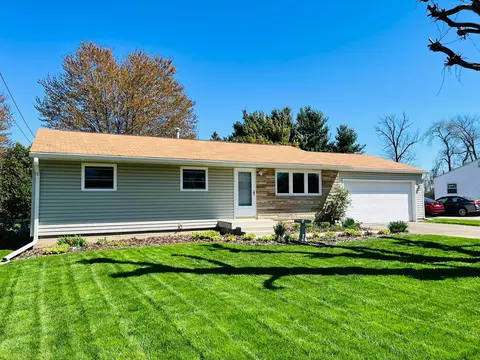 130 S 36th St, Newark, OH 43055