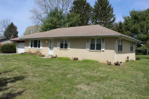 Exterior - 126 Blacks Rd, Pataskala, OH 43062 photo 3 of 9
