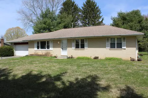 Exterior - 126 Blacks Rd, Pataskala, OH 43062 photo 2 of 9