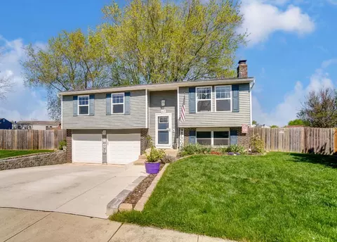 Exterior - 659 Dovalon Pl, Galloway, OH 43119 photo 3 of 12