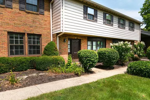 595 Hedgebrooke Ave #C, Columbus, OH 43214