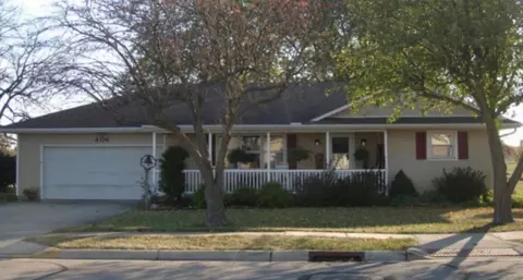 406 S Main St, Jackson Center, OH 45334