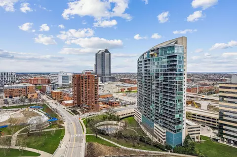 1 Miranova Pl #725, Columbus, OH 43215