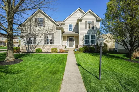 110 Shawnee Dr, Pickerington, OH 43147