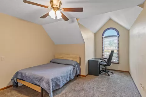 Bedroom - 1423 Eagle Links Dr, Marion, OH 43302 photo 6 of 7