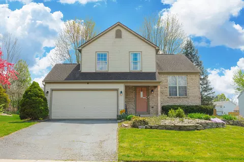 1526 Autumn Dr, Lancaster, OH 43130