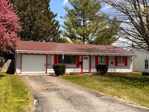 1128 Nelson Pl, Washington Court House, OH 43160
