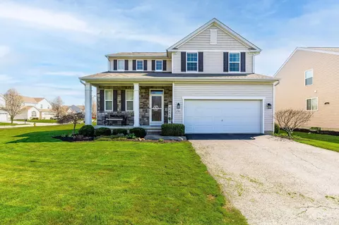 2364 Angelfire Dr, Grove City, OH 43123