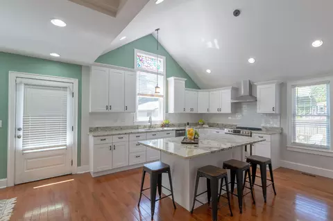 69 W 5th Ave, Columbus, OH 43201