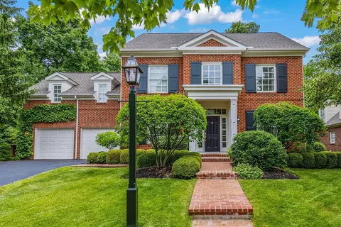 4515 Neiswander Sq, New Albany, OH 43054
