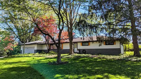 7160 Grandee Cliffs Dr, Dublin, OH 43016