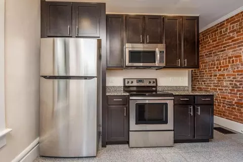 Kitchen - 78-80 E 4th Ave, Columbus, OH 43201 photo 1 of 3