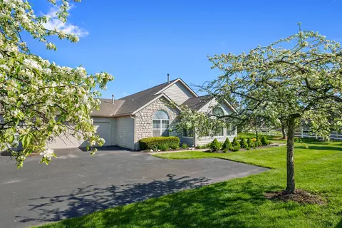 5898 Ravine Creek Dr #9-5898, Grove City, OH 43123