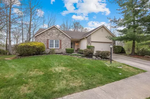Exterior - 160 Shawnee Loop N, Pataskala, OH 43062 photo 3 of 22