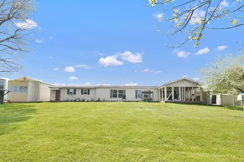 7020 York Rd SW, Pataskala, OH 43062