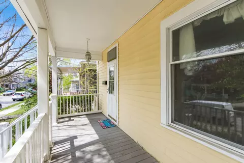 Exterior - 188 E Maynard Ave, Columbus, OH 43202 photo 2 of 15