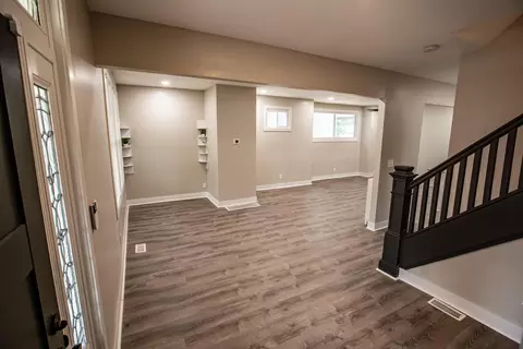 1037 E Whittier St, Columbus, OH 43206