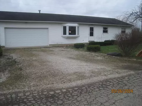 307 Spruce St #62, Williamsport, OH 43164