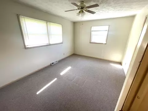 56 Taft St, Jackson, OH 45640 photo 8