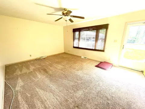 56 Taft St, Jackson, OH 45640 photo 3