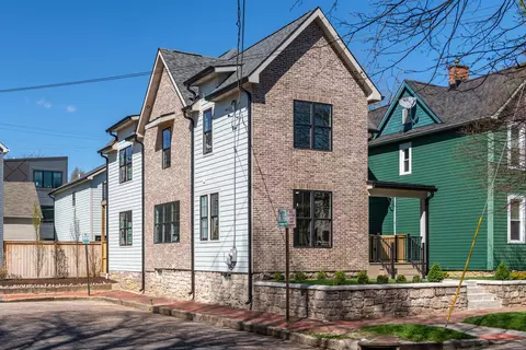 462 E Beck St, Columbus, OH 43206