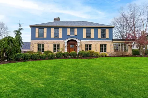 1423 Cambridge Blvd, Columbus, OH 43212