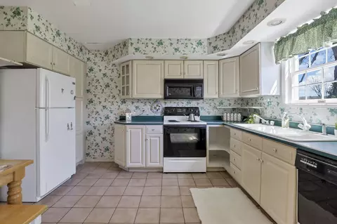Kitchen - 200 E Main St, Mcarthur, OH 45651 photo 6 of 6