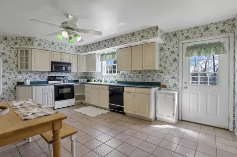 Kitchen - 200 E Main St, Mcarthur, OH 45651 photo 2 of 6