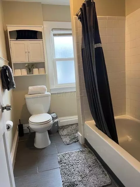 Bath - 153 E Morrill Ave, Columbus, OH 43207 photo 3 of 3