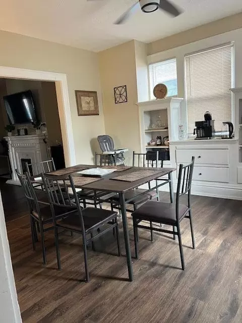 Dining - 153 E Morrill Ave, Columbus, OH 43207 photo 2 of 2