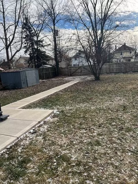 Exterior - 153 E Morrill Ave, Columbus, OH 43207 photo 2 of 3
