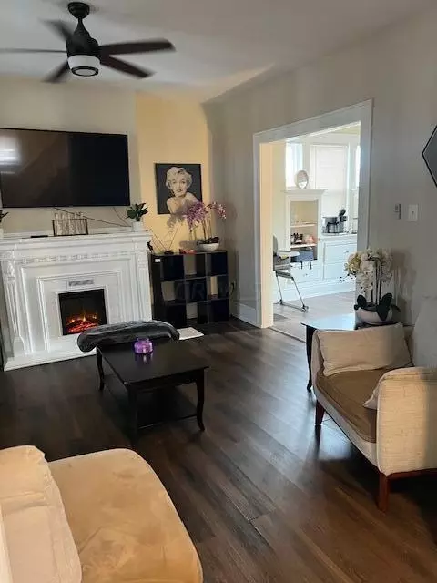 Living - 153 E Morrill Ave, Columbus, OH 43207 photo 2 of 3