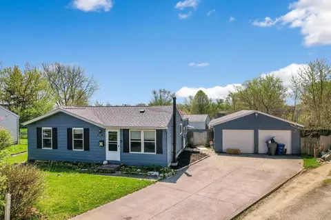 4927 Fox Ridge Ct, Columbus, OH 43228