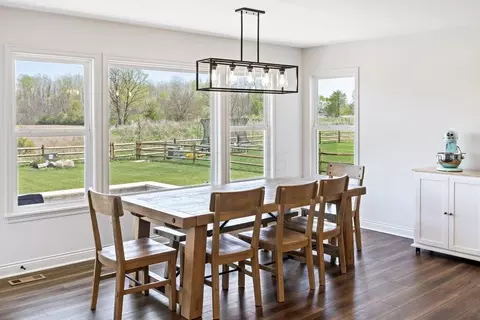 Dining - 3788 Aviary Loop, Hilliard, OH 43026 photo 2 of 2