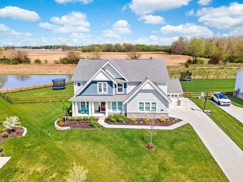 Exterior - 3788 Aviary Loop, Hilliard, OH 43026 photo 5 of 13