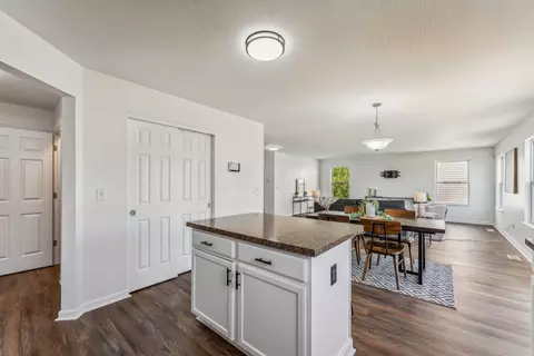 Kitchen - 900 Salinger Dr, Lithopolis, OH 43136 photo 5 of 5