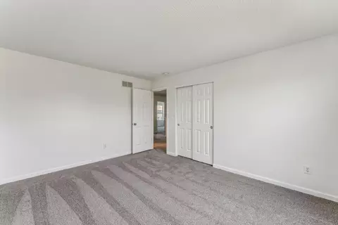 Bedroom - 900 Salinger Dr, Lithopolis, OH 43136 photo 5 of 6