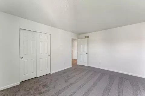 Bedroom - 900 Salinger Dr, Lithopolis, OH 43136 photo 4 of 6