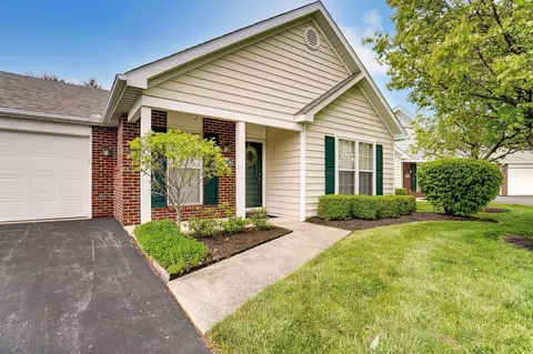 6138 Murphys Pond Rd, Canal Winchester, OH 43110