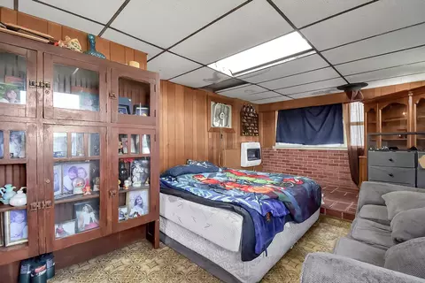 Bedroom - 901 Pine St, Springfield, OH 45505 photo 3 of 3