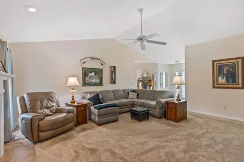 Living - 2535 Gast Dr, Prospect, OH 43342 photo 2 of 5