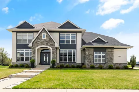 9458 Wilbrook Dr, Powell, OH 43065