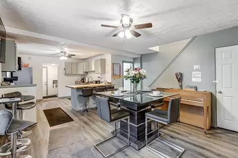 Dining - 1655 Morgan St, Springfield, OH 45503 photo 2 of 2