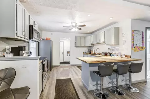 Kitchen - 1655 Morgan St, Springfield, OH 45503 photo 1 of 4