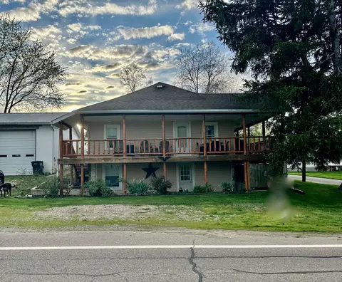 7765 Adamsville Rd, Adamsville, OH 43802