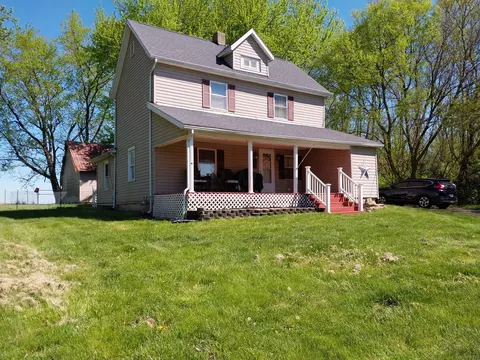 13637 Hillcrest Dr, Greenfield, OH 45123