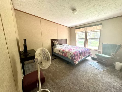 Bedroom - 4011 Walnut Rd, Hebron, OH 43025 photo 4 of 5