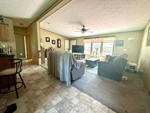 Bedroom - 4011 Walnut Rd, Hebron, OH 43025 photo 2 of 5