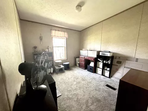 Living - 4011 Walnut Rd, Hebron, OH 43025 photo 2 of 2