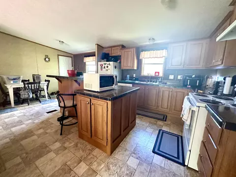 Kitchen - 4011 Walnut Rd, Hebron, OH 43025 photo 1 of 2